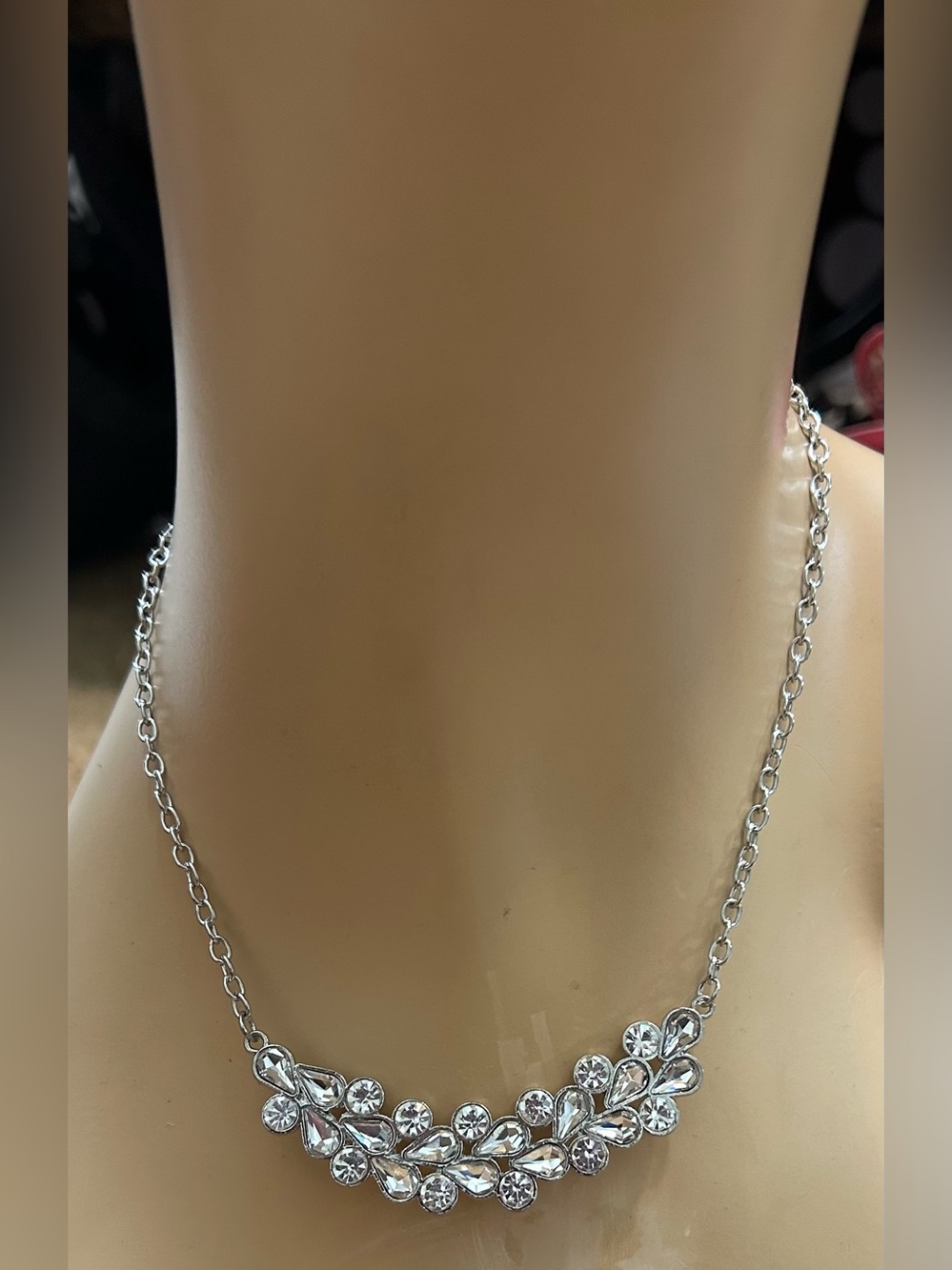 Fashion Jewelry Silver Crystal Leaf Vine Necklace